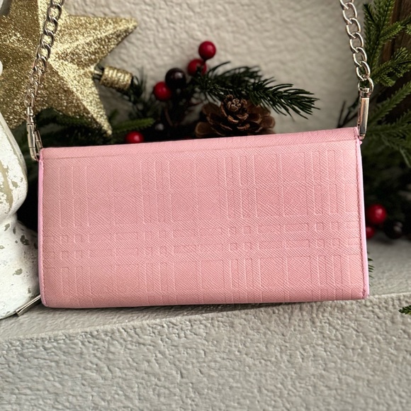 BURBERRY bi-fold wallet embossed leather pink check pattern long L-shaped zipper - Picture 4 of 17